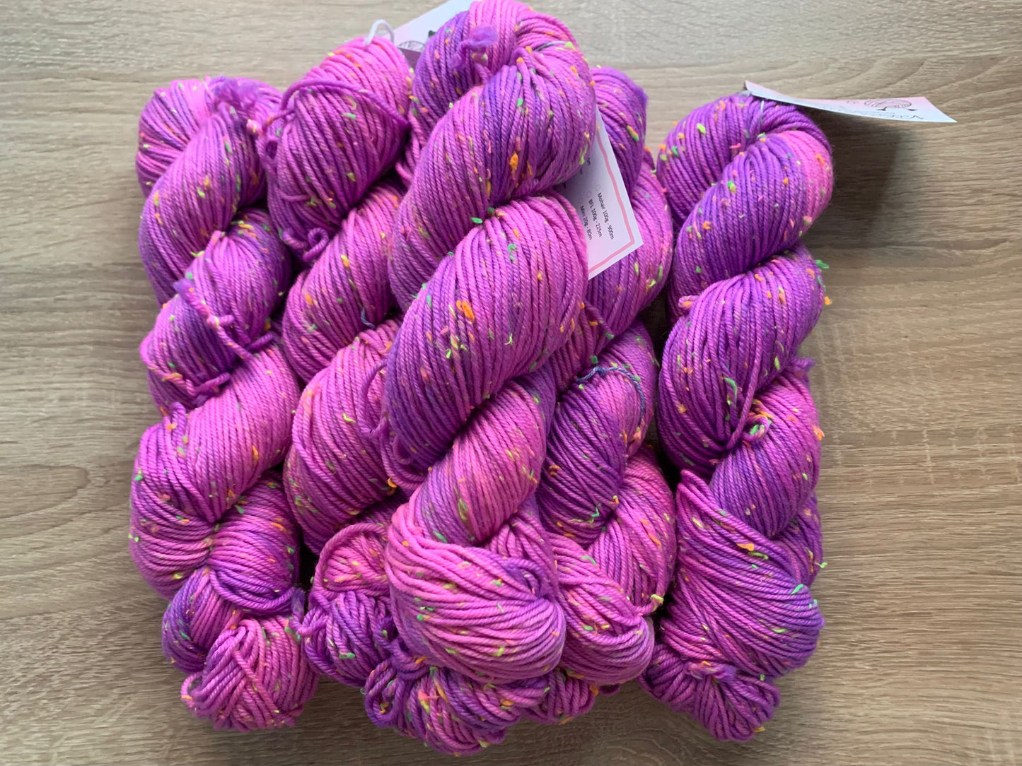 Neon Neps, DK, handgefärbte Wolle