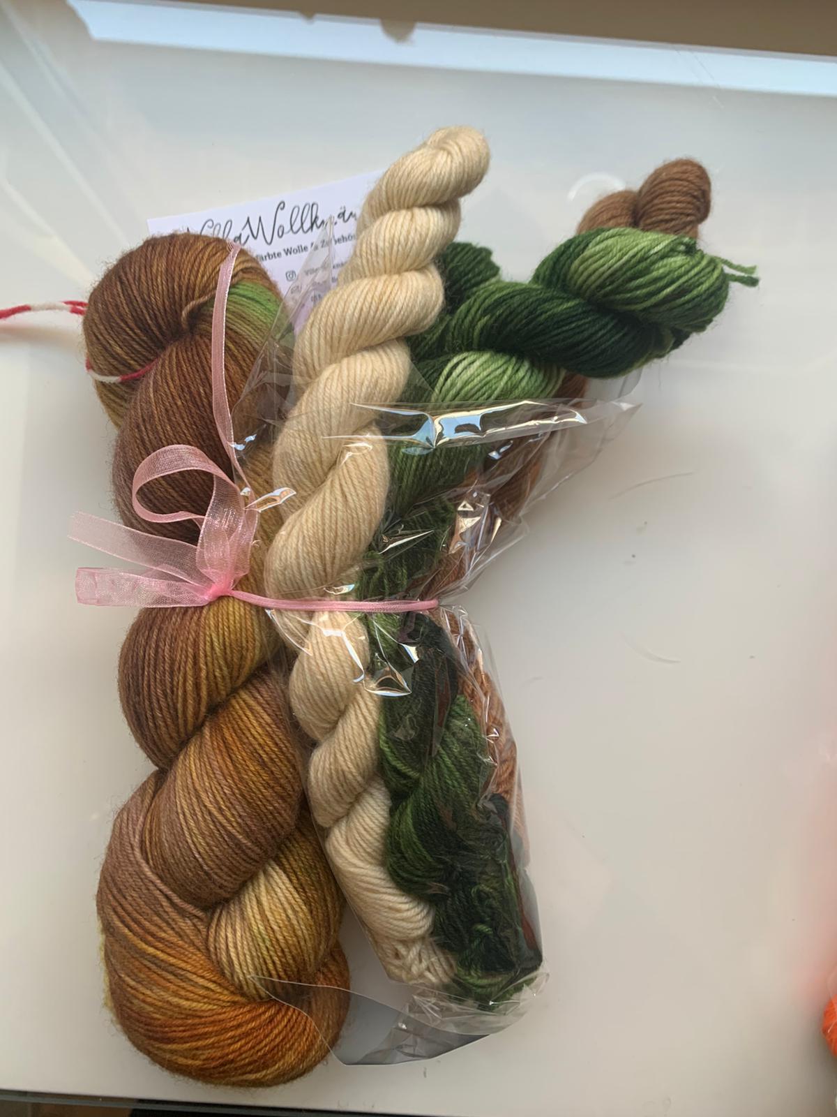 XXL Socken-Set, handgefärbte Wolle, stricken, Socken