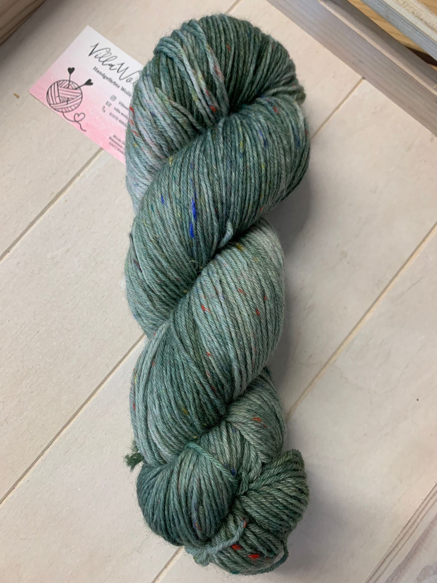 Tweed Wolle, grün, handgefärbt, 6 fach