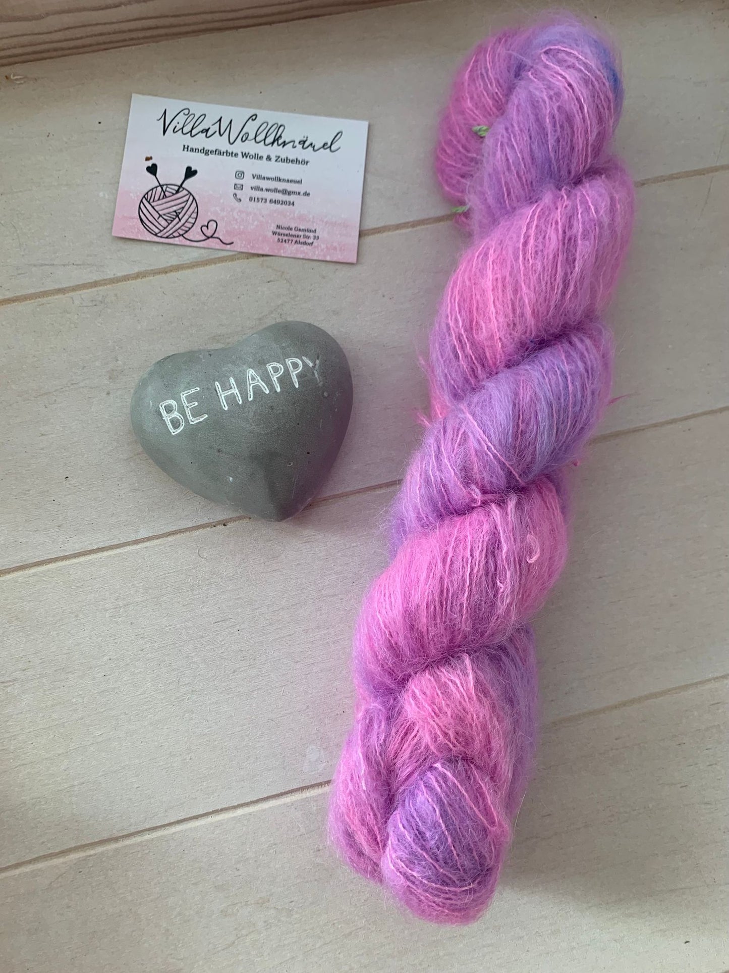 handgefärbtes Flauschgarn, Baby Suri Alpaka