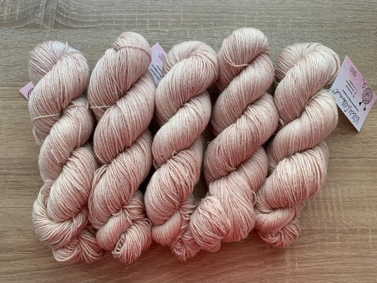 Plastikfreie Wolle, Leinen, Merino extrafein, handgefärbt