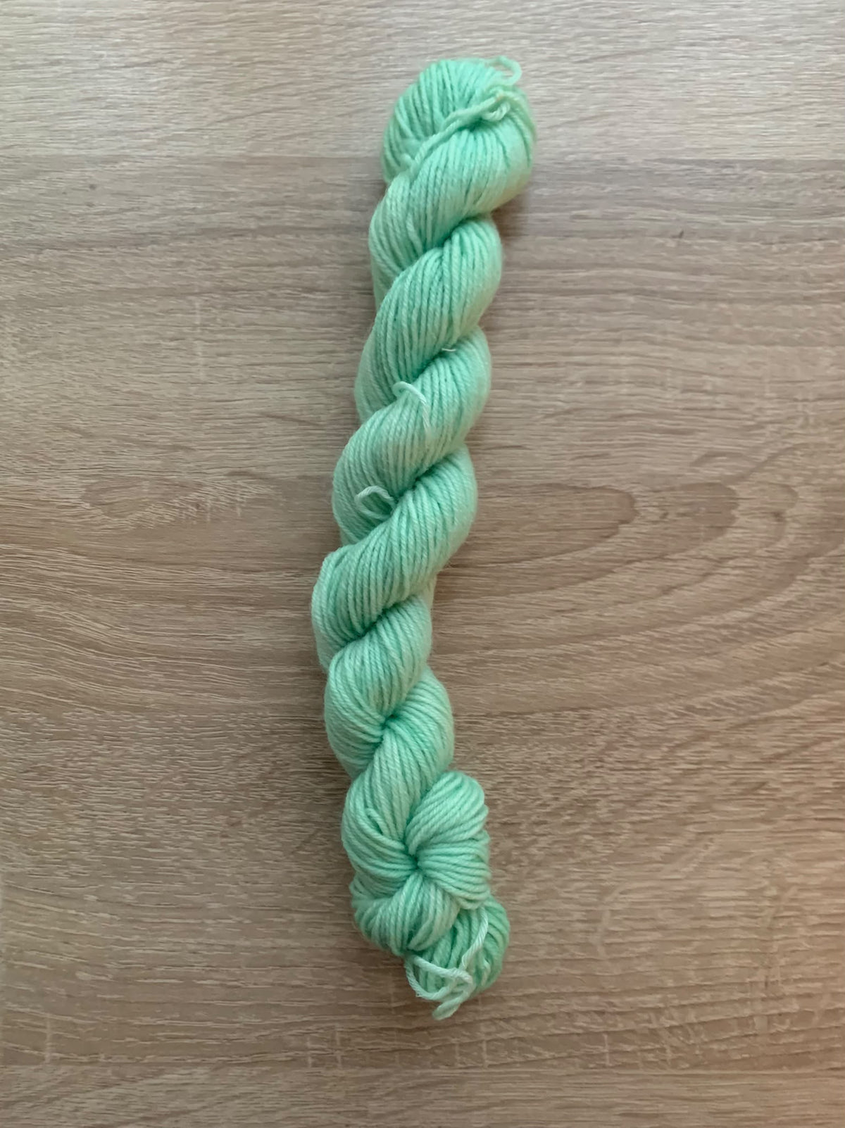 Handgefärbte Wolle, Minis