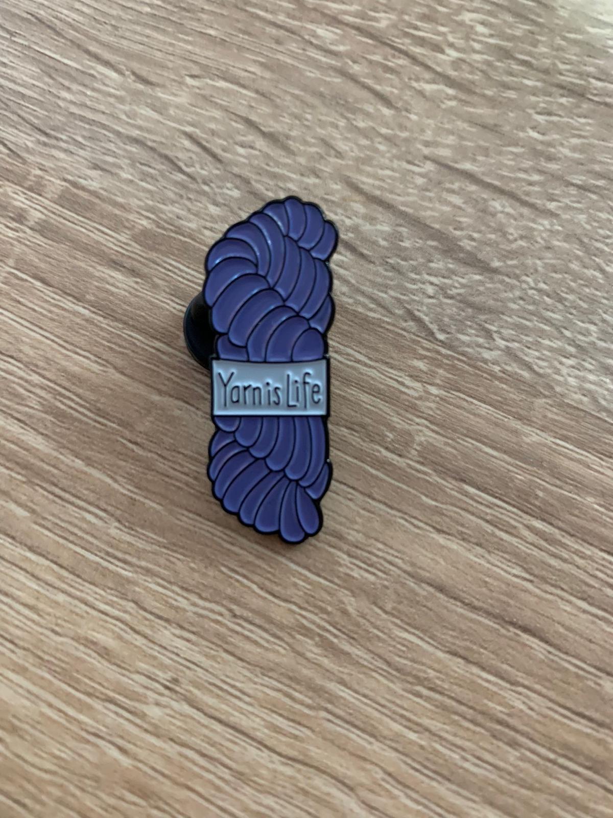 Pin, Zubehör, Wollstrang, Mitbringsel, Handarbeit